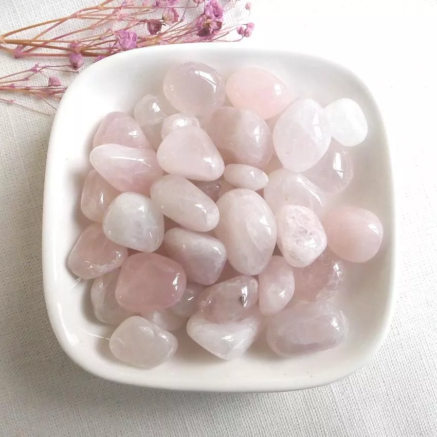 粉晶碎石9-15mm 粉色系碎石 上心輪碎石