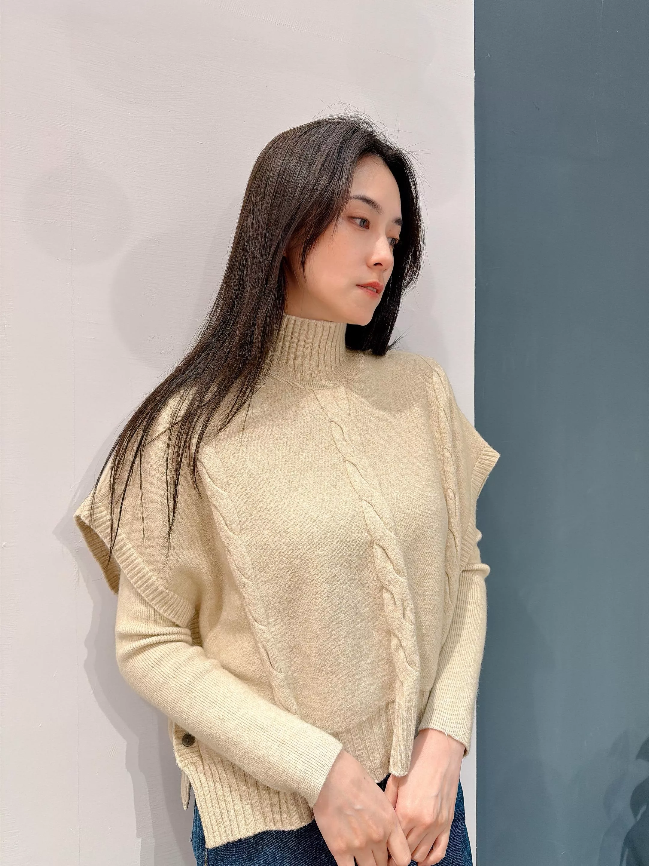 麻花編斗篷兩件式上衣