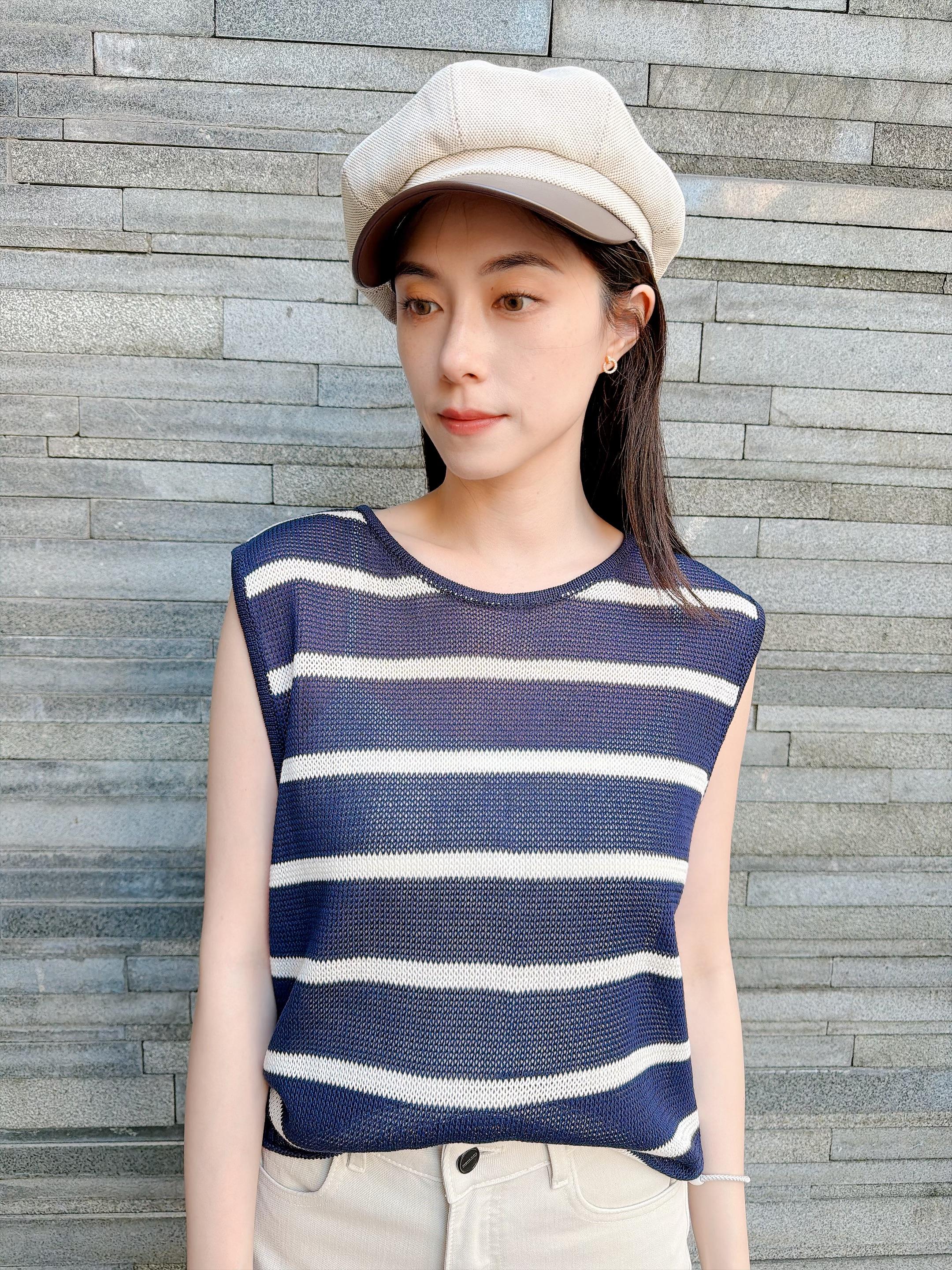 圓領透膚針織