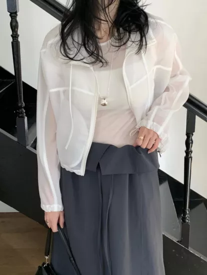 法式優雅透膚外套