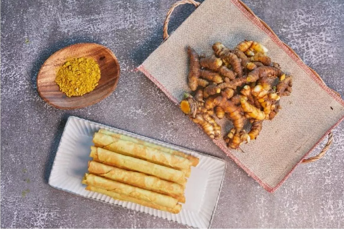 薑⿈蛋⽩卷／桶（１６入