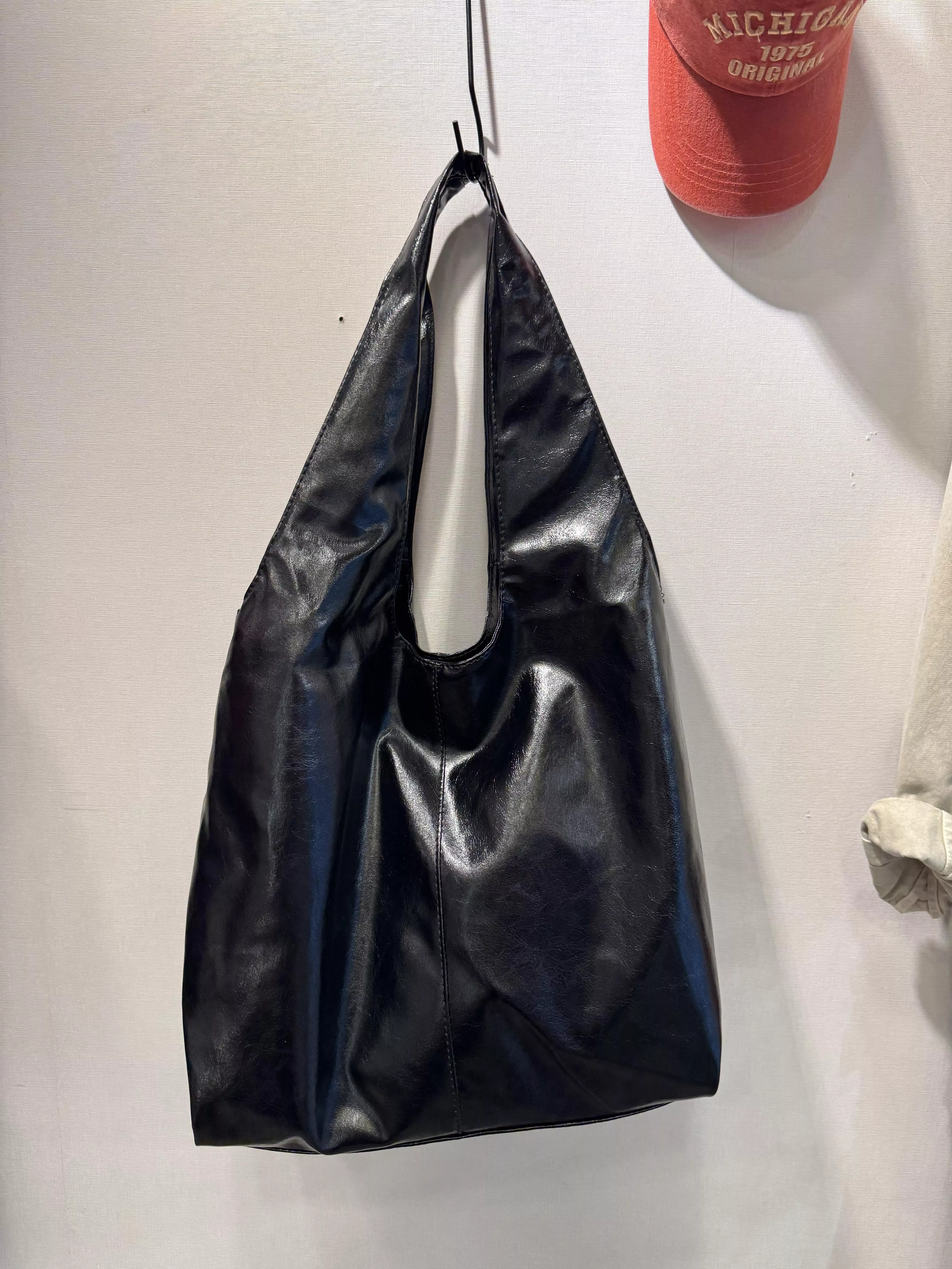 仿皮質柔軟手提肩背包