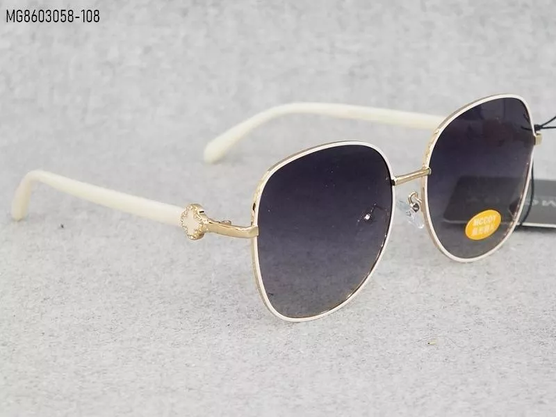 漸進灰色偏光鏡片