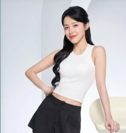 ROSE IS A ROSE 削肩背心買一送一 (黑色/白色)