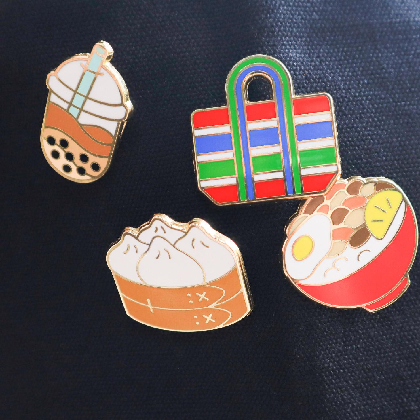 台灣特有種：台灣黑熊造型金屬徽章，適合別在背包上