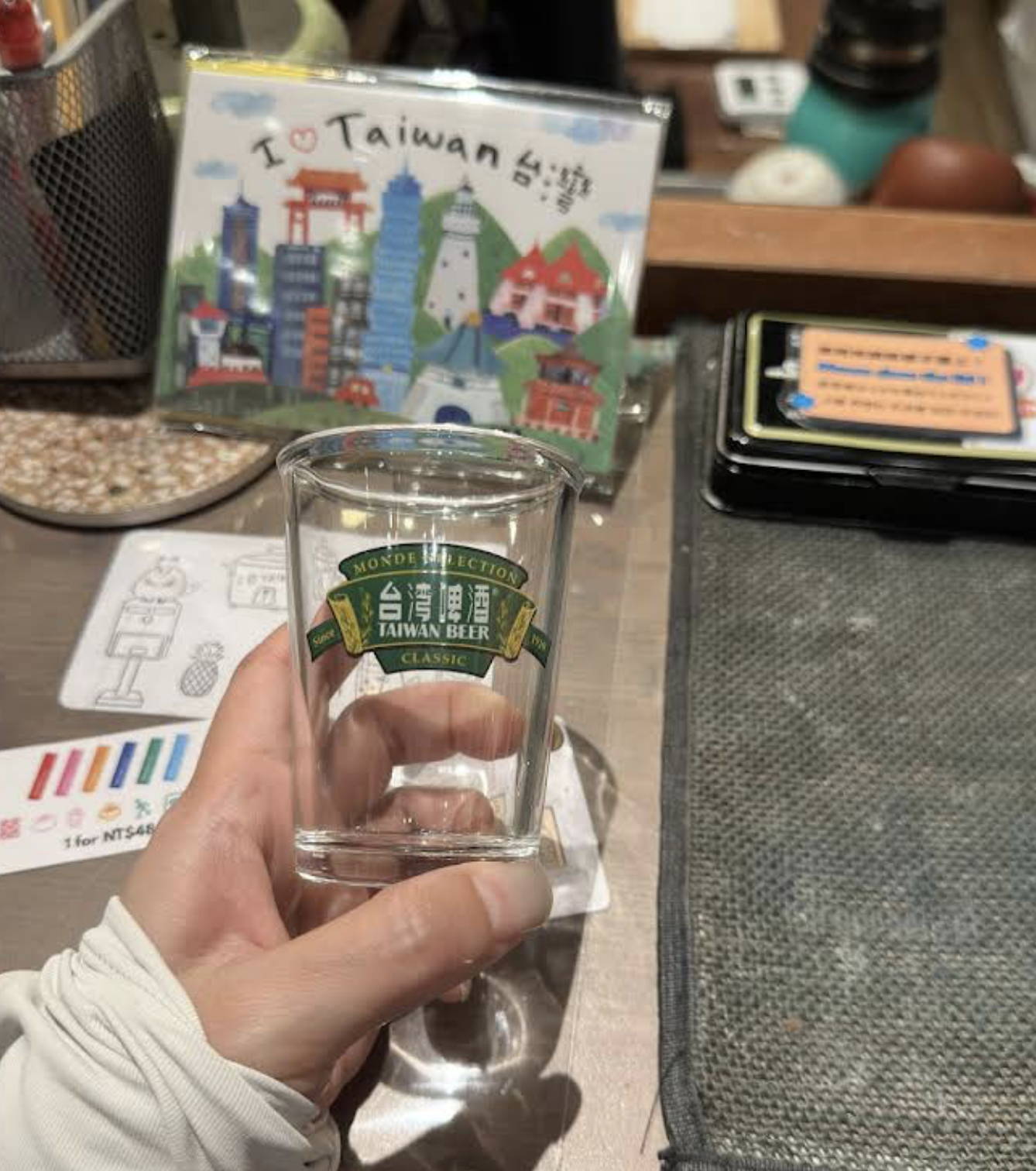 淡水紅毛城紀念品，台灣紀念品推薦，新格子文創設計專屬地標磁鐵