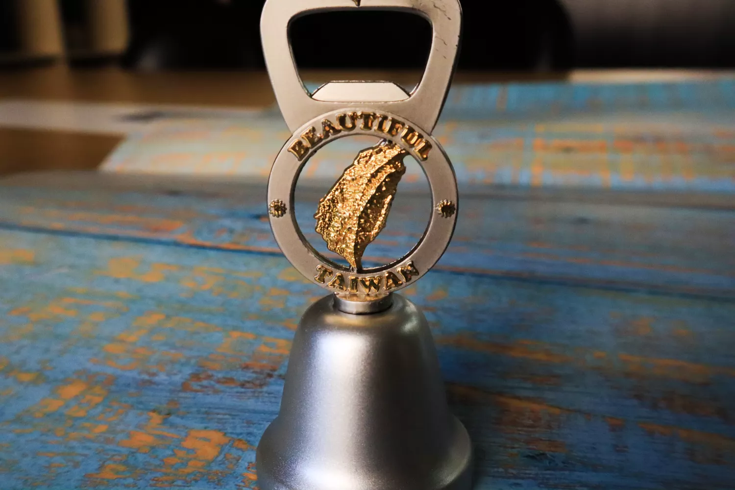 Taiwan souvenir Taiwan gift Metal dinner bell Taiwan travel gift
