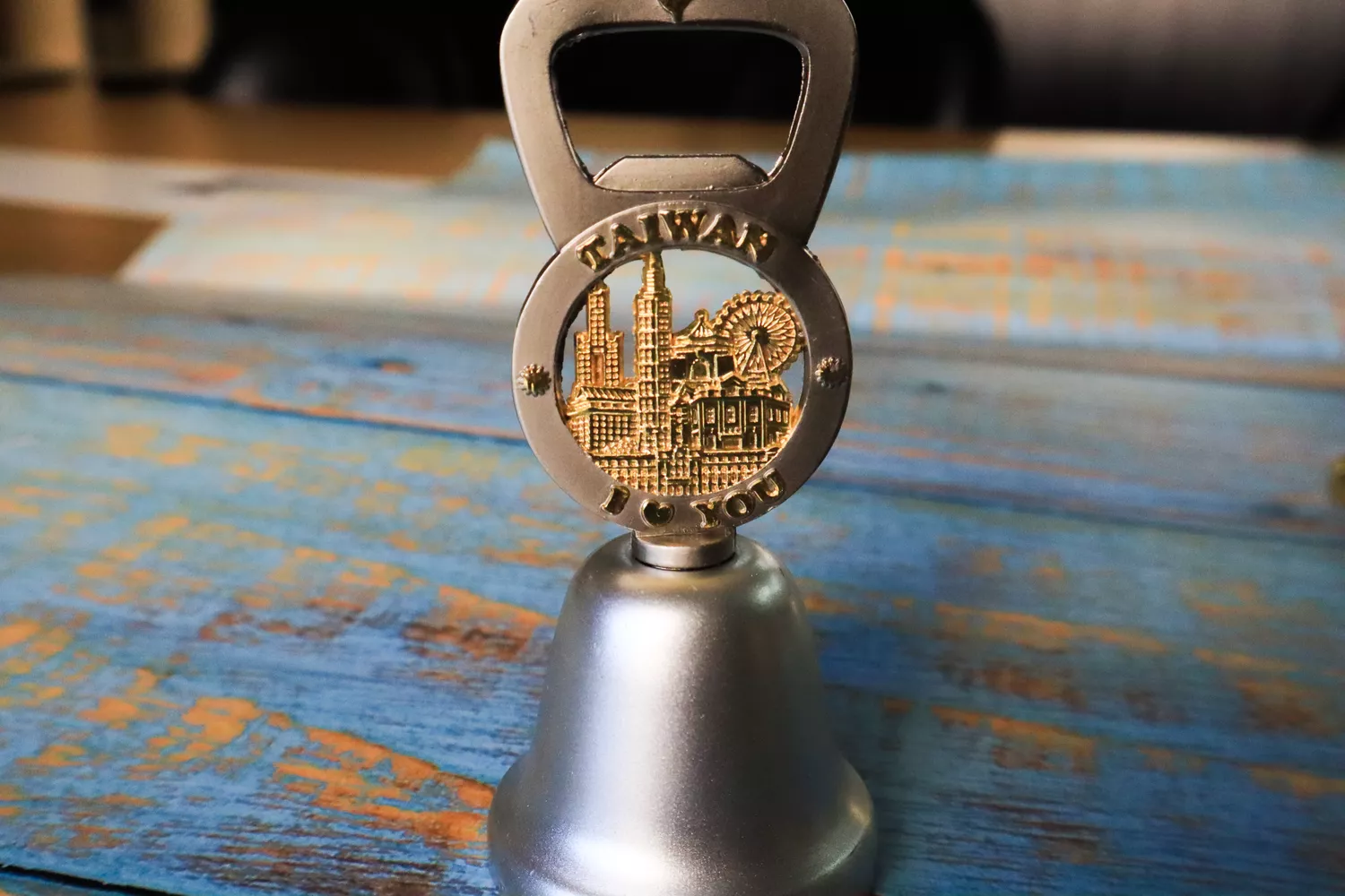 Taiwan souvenir Taiwan gift Metal dinner bell Taiwan travel gift