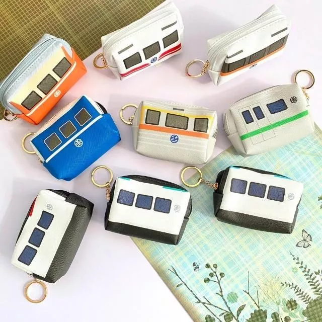 火車造型零錢包｜Train-Shaped Coin Purse