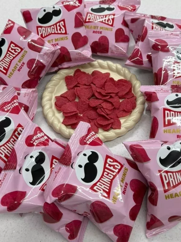 Pringles粉紅愛心洋芋片35g×2入 韓國限定玫瑰口味迷你品客 IG爆紅甜點系零食情人節送禮