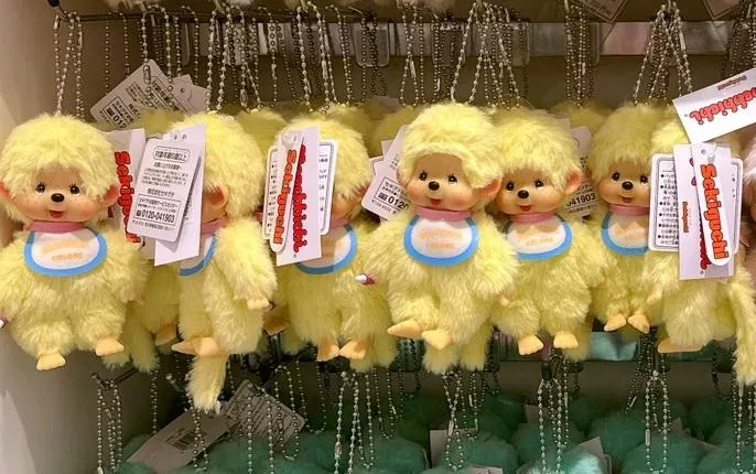 日本 Monchhichi 夢奇奇 黃色吊飾｜療癒絨毛包包掛件