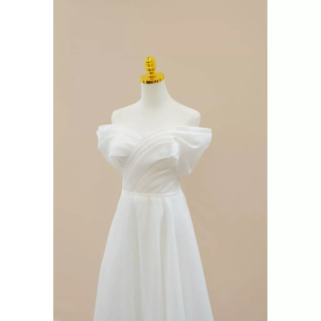 現貨 訂製婚紗 訂製禮服 小禮服 宴會服 音樂會服裝 表揚大會禮服 婚紗 白紗 晚禮服 婚禮 畢業舞會 禮服 輕婚紗