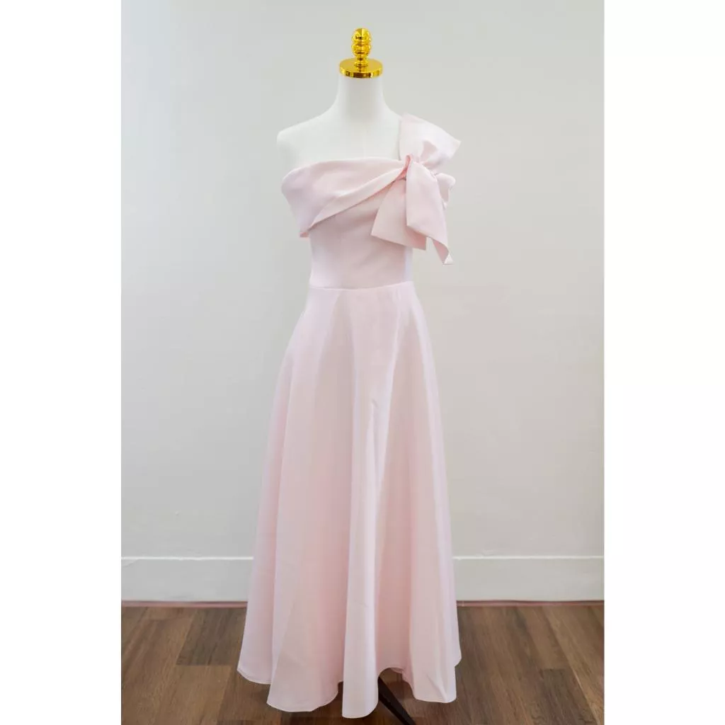 預購 二手婚紗 二手禮服 小禮服 宴會服 音樂會服裝 表揚大會禮服 婚紗 白紗 晚禮服 婚禮 畢業舞會 禮服 魚尾