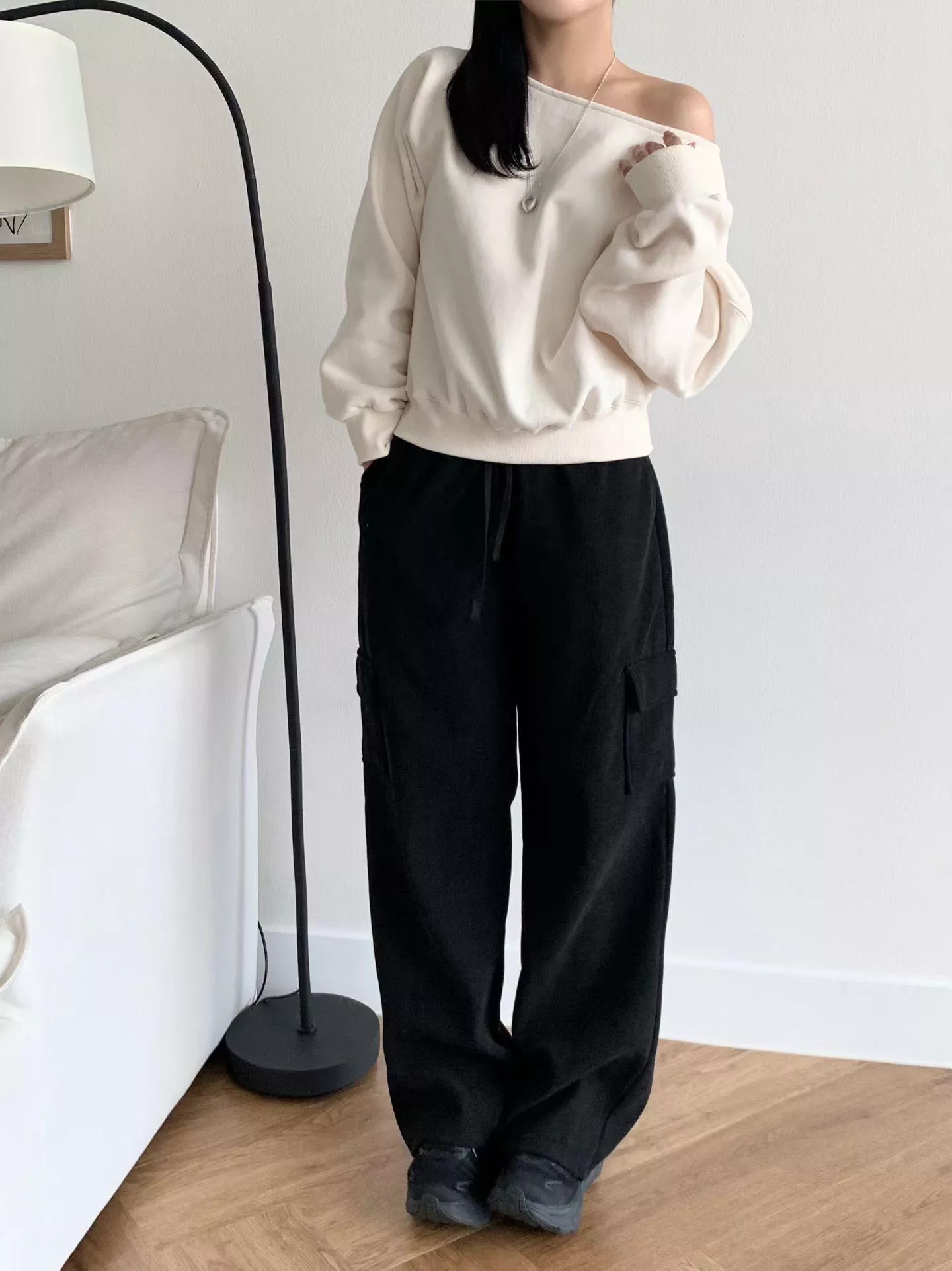 Youlin♡韓國BRANDMARKET_微落肩柔棉上衣