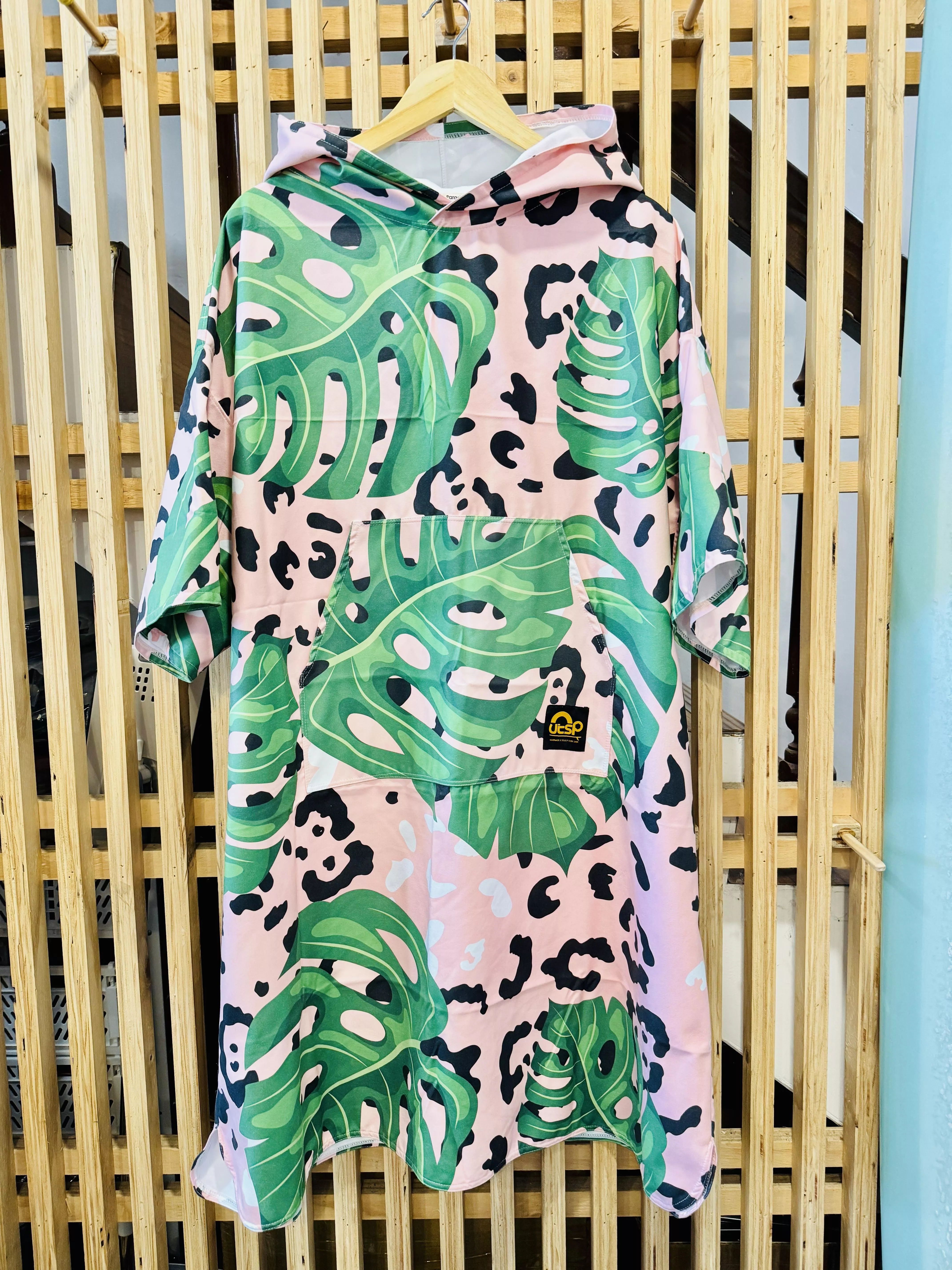 Outside Paradise 成人毛巾衣 - 熱帶豹紋