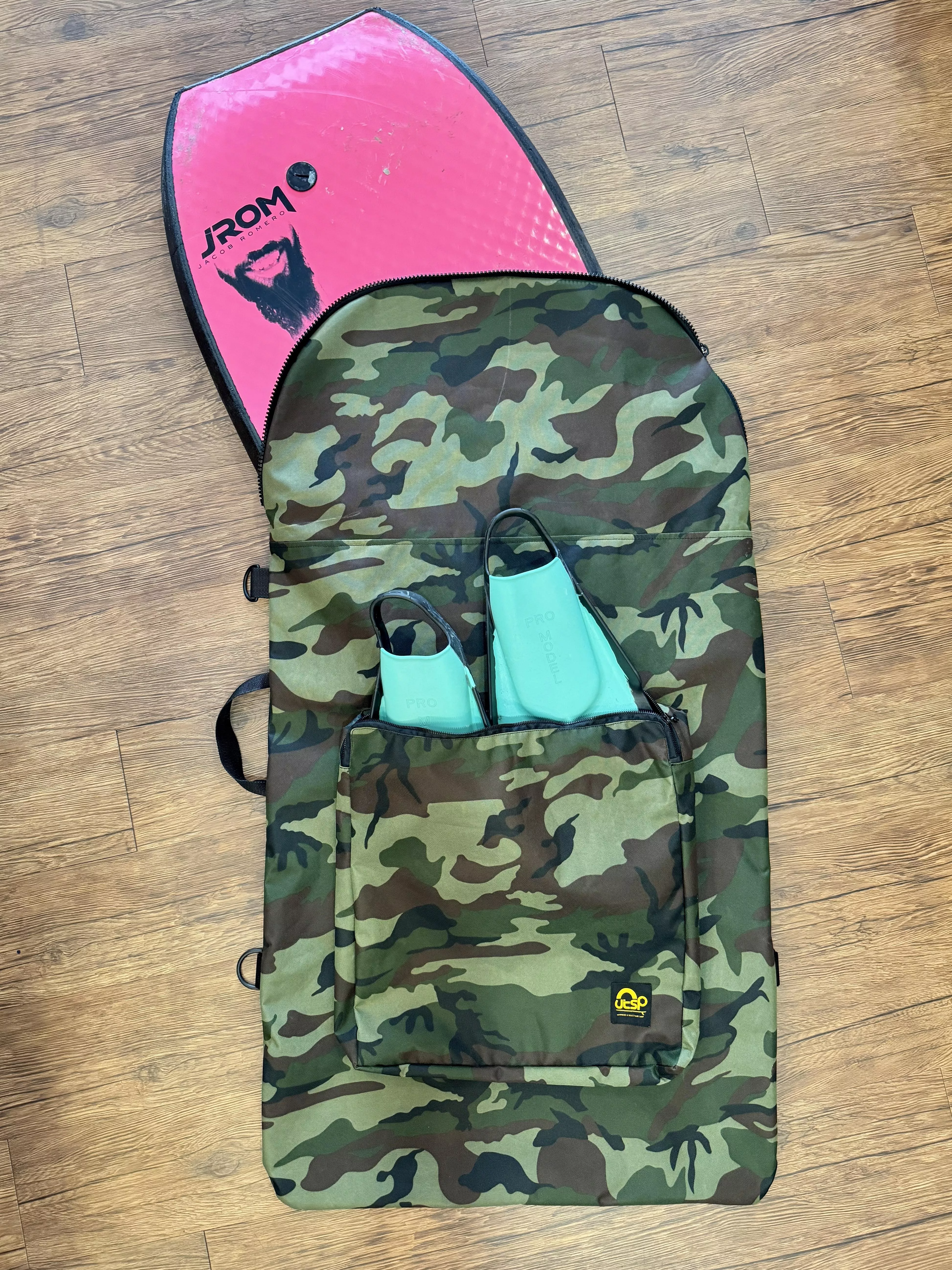 Outside Paradise 趴板雙肩背袋