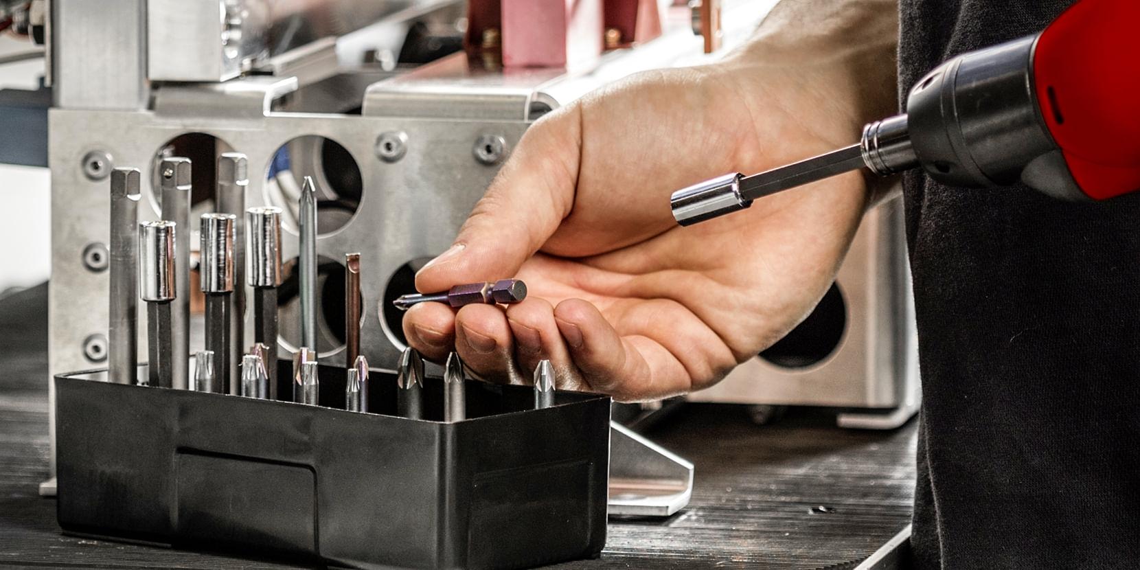 電子維修、精密組裝、機械維護或專業工業應用