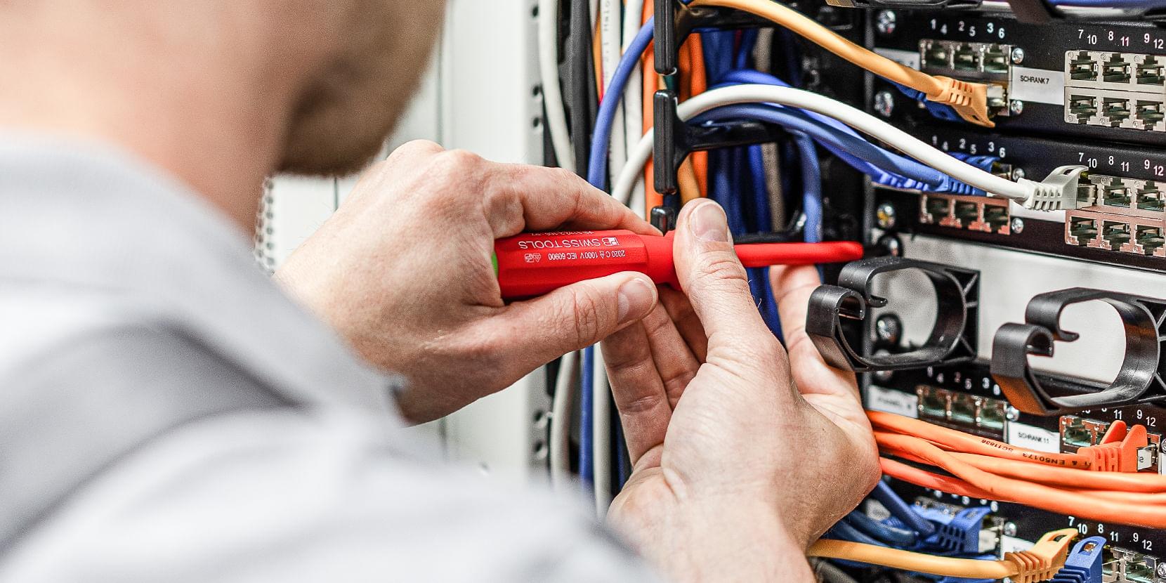 PB Swiss Tools VDE 絕緣與電子螺絲起子