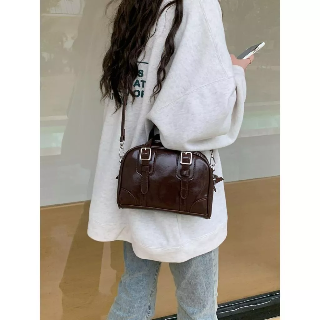 韓系百搭復古黑色手提斜肩包