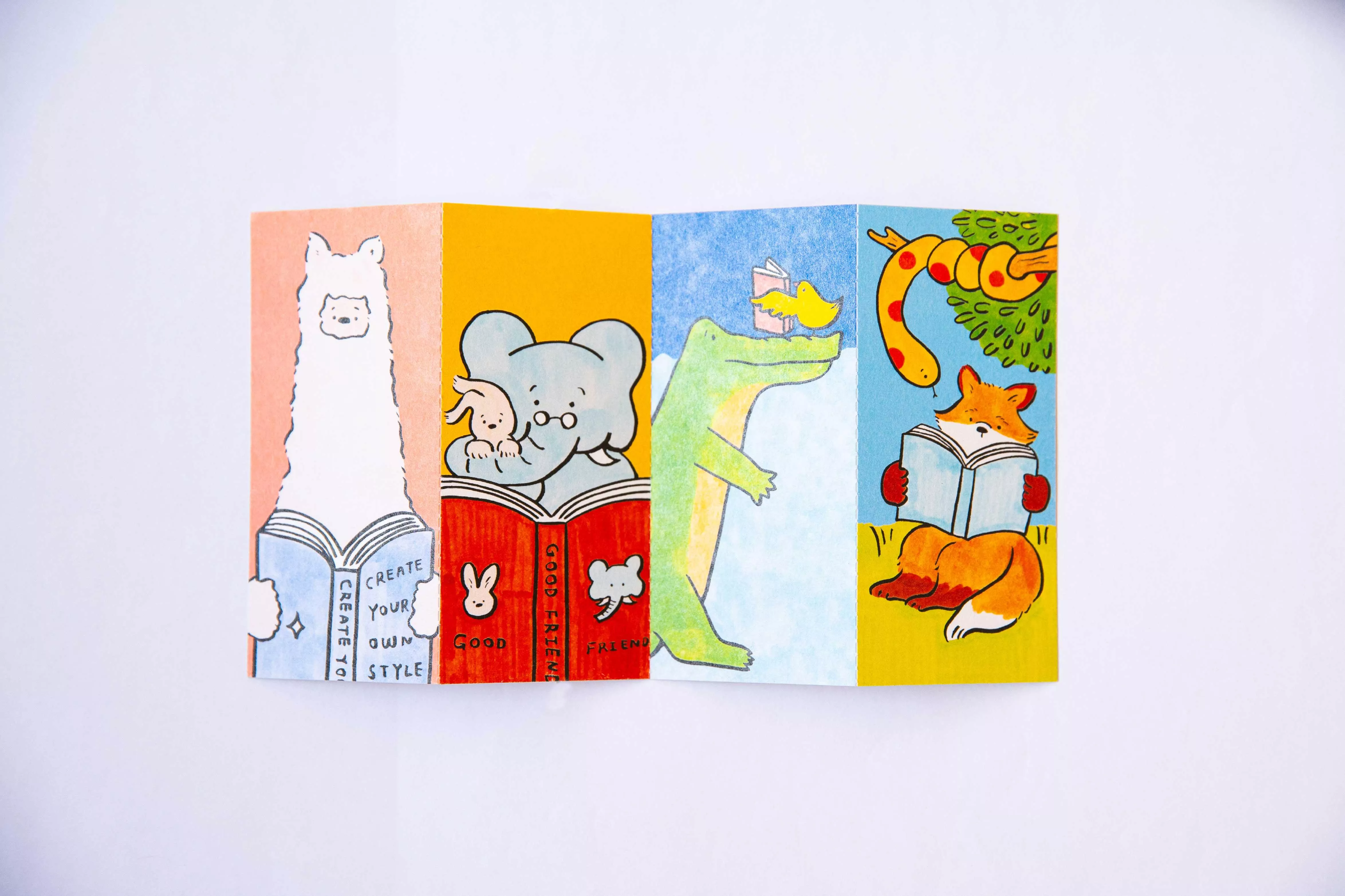 Ahchen｜Reading alone, reading together_書籤