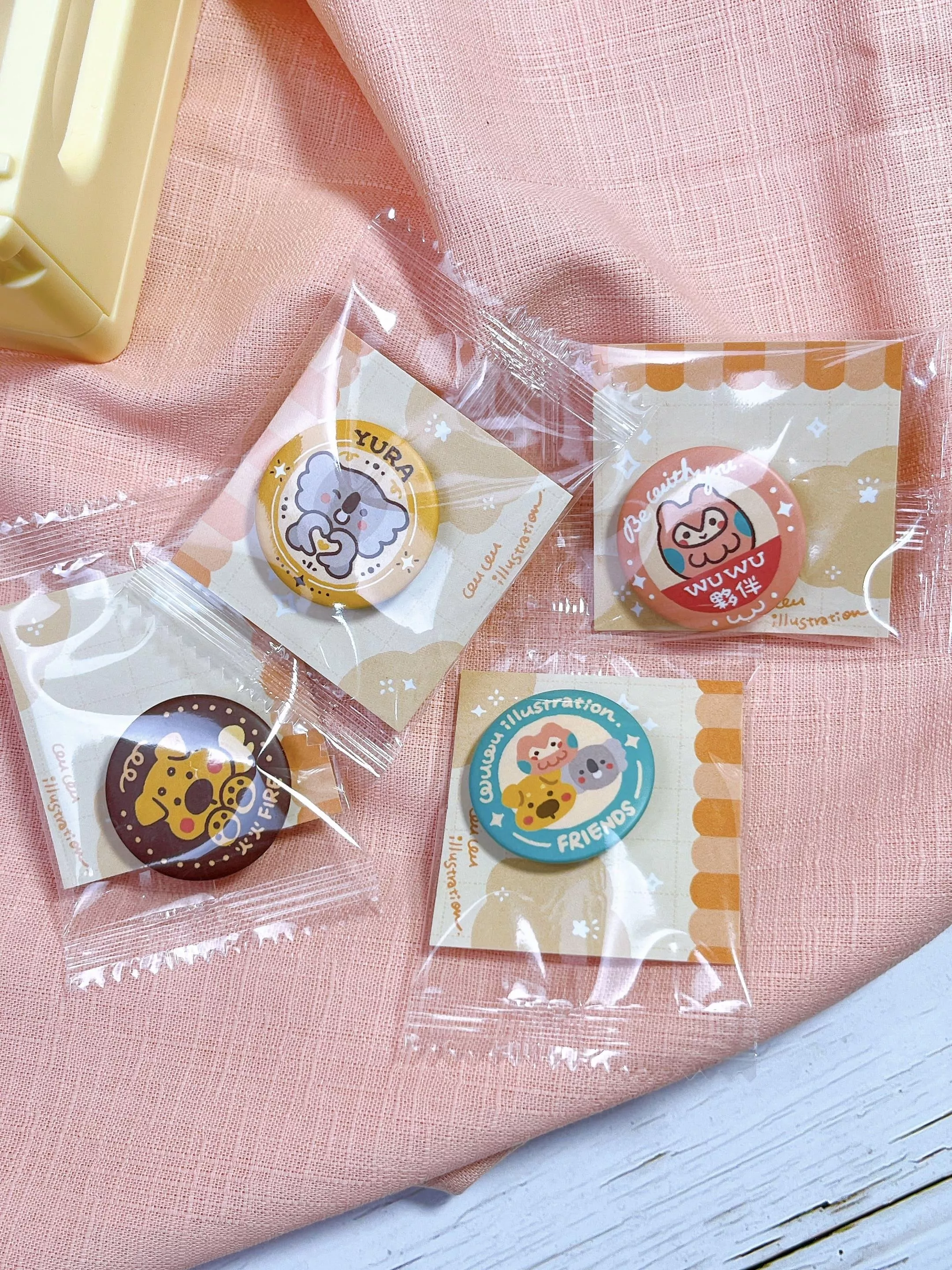 wuwu插畫｜糖果胸章 系列