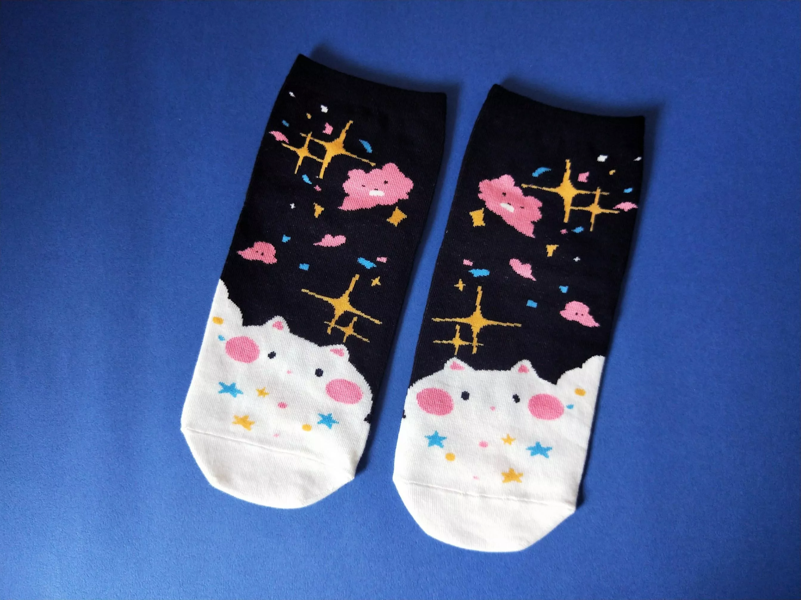 何畇蓁｜娃娃雲襪子