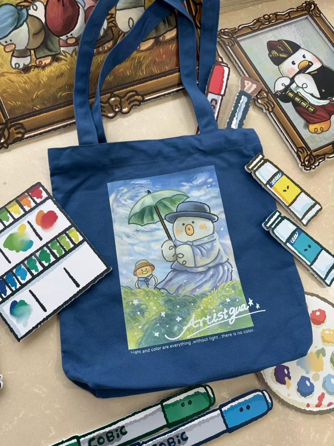 呱呱森林｜呱呱美術館系列 帆布包 ( 撐陽傘的呱-藍/綠 / 拾穗呱呱 )