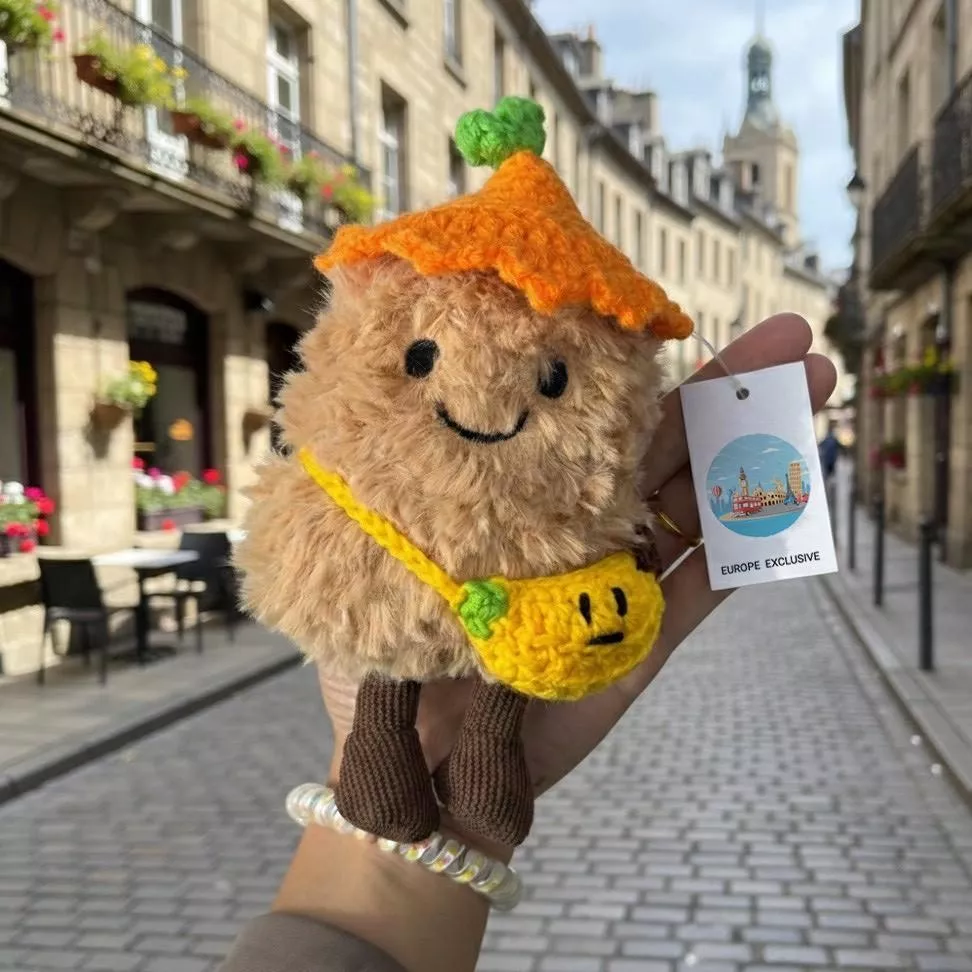 ✈️歐洲限定款 EUROPE EXCLUSIVE 🍌背著香蕉的小幸運🍌焦給我就有好事花生娃娃💫