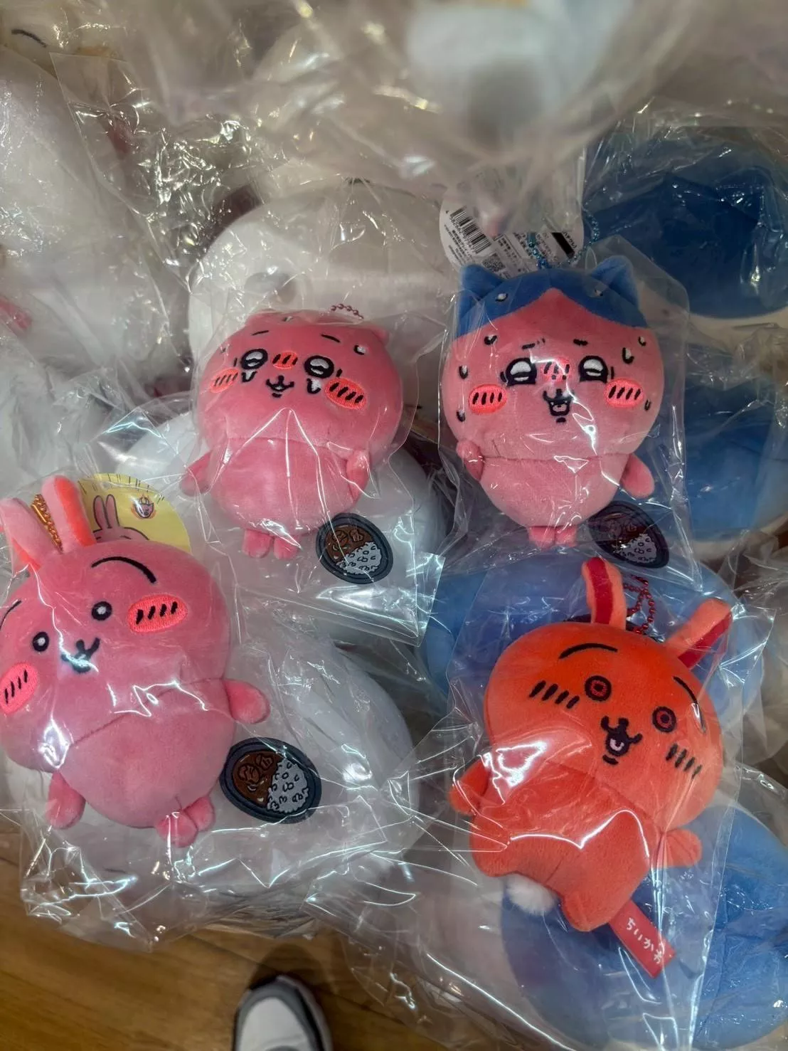 【吉伊卡哇辣咖喱&紅溫/垂耳烏薩奇&螃蟹系列】