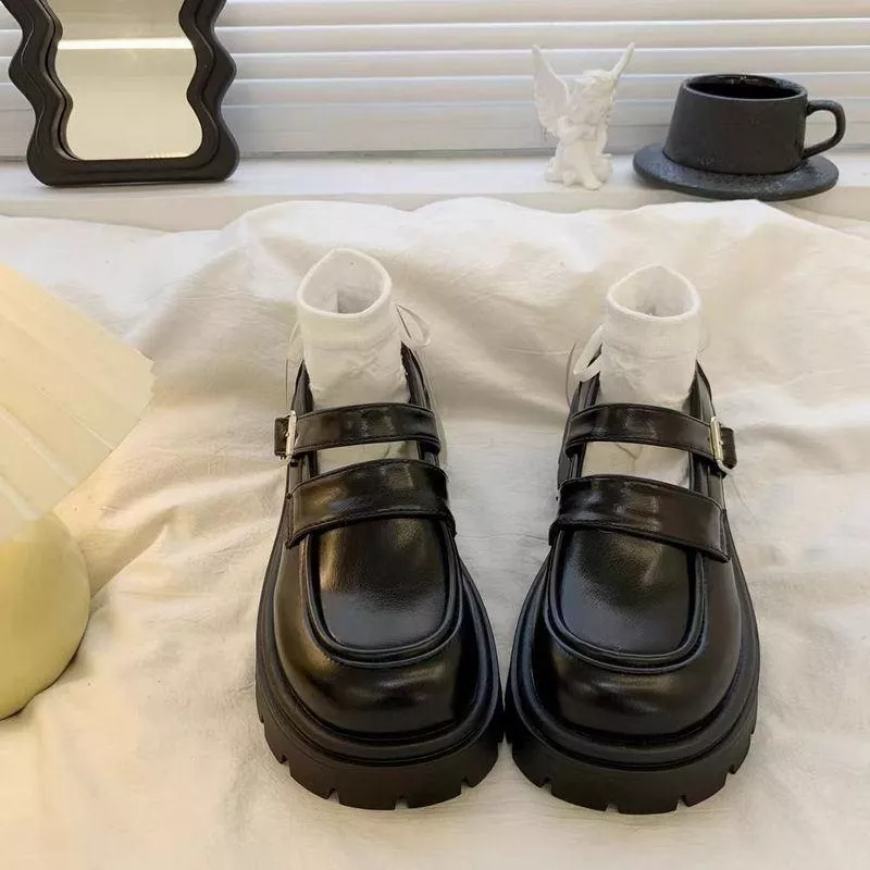 MCNCZ110 韓版時尚搭扣厚底瑪麗珍小皮鞋