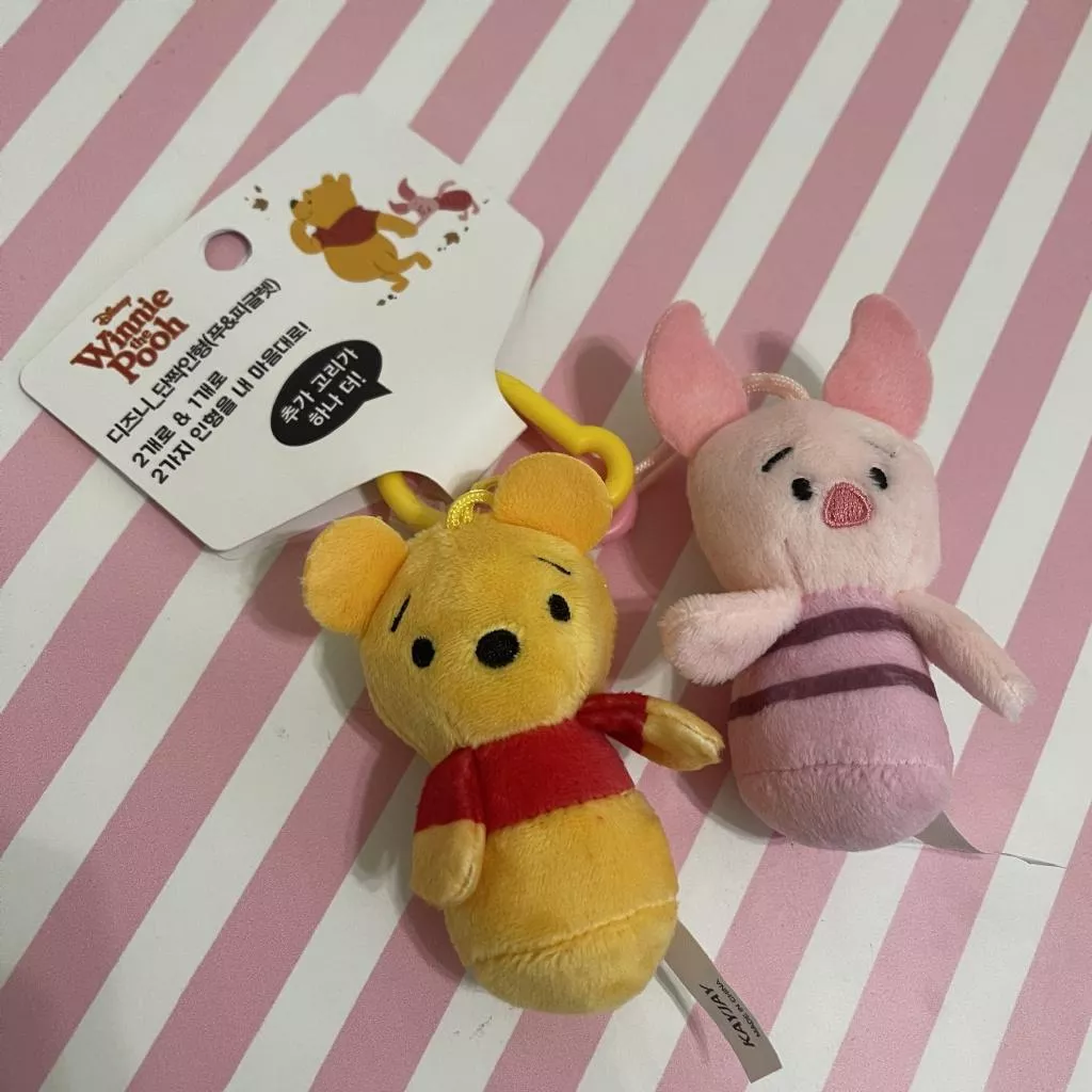 韓國大創限定🇰🇷Winnie the Pooh維尼小豬吊飾2入/卡