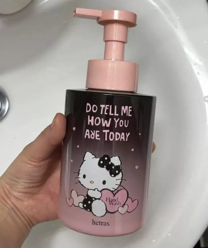 韓國直送🇰🇷hetras x Hello Kitty 夢幻限量聯名泡沫香氛洗手液 2入組