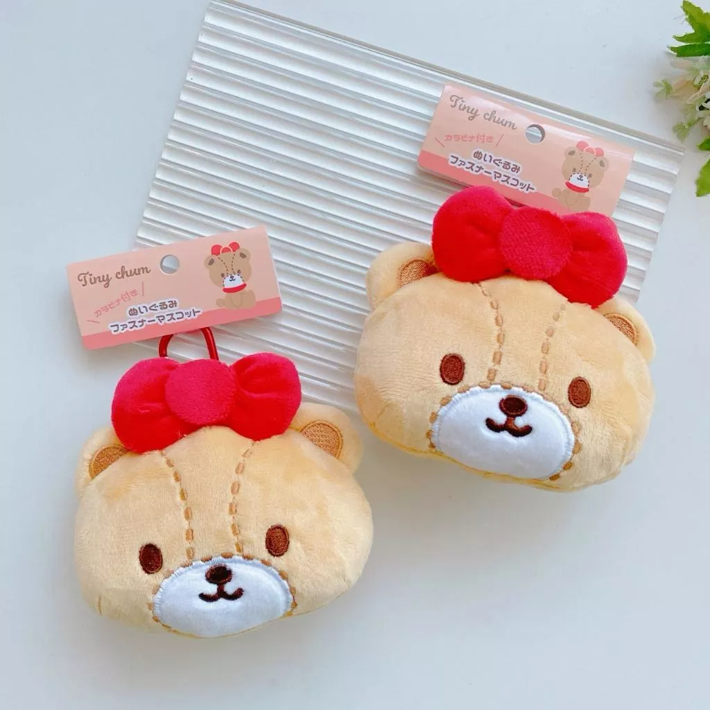 日貨 正版授權 KITTY好友小熊大臉萬用包附扣環