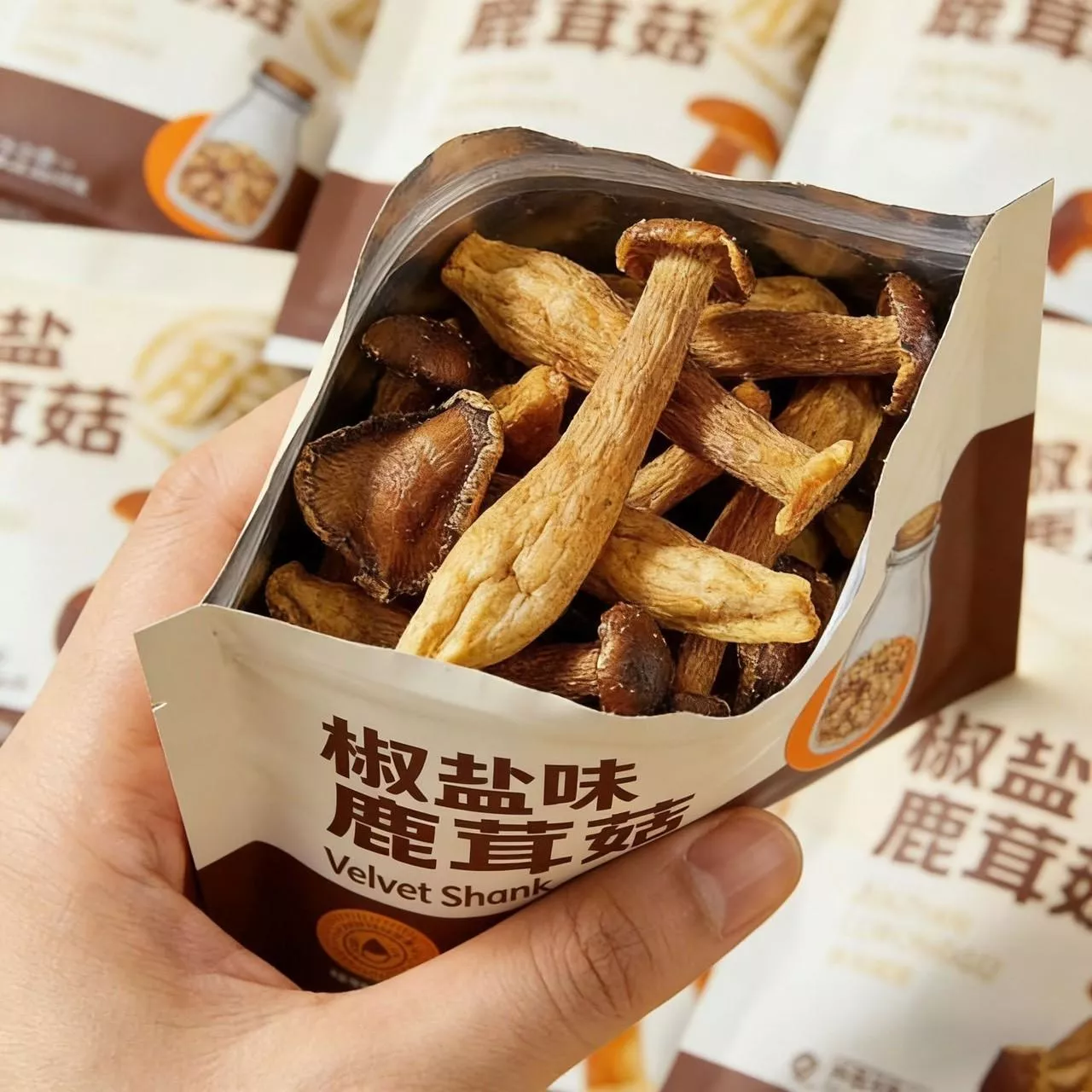 鹿茸菇