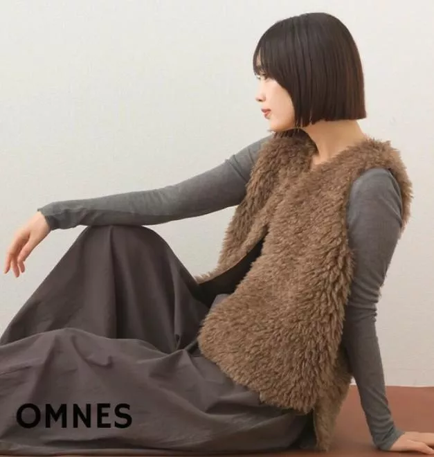 OMNES｜日本．仿羊羔絨毛絨背心｜寬鬆剪裁 保暖舒適｜立體絨毛感