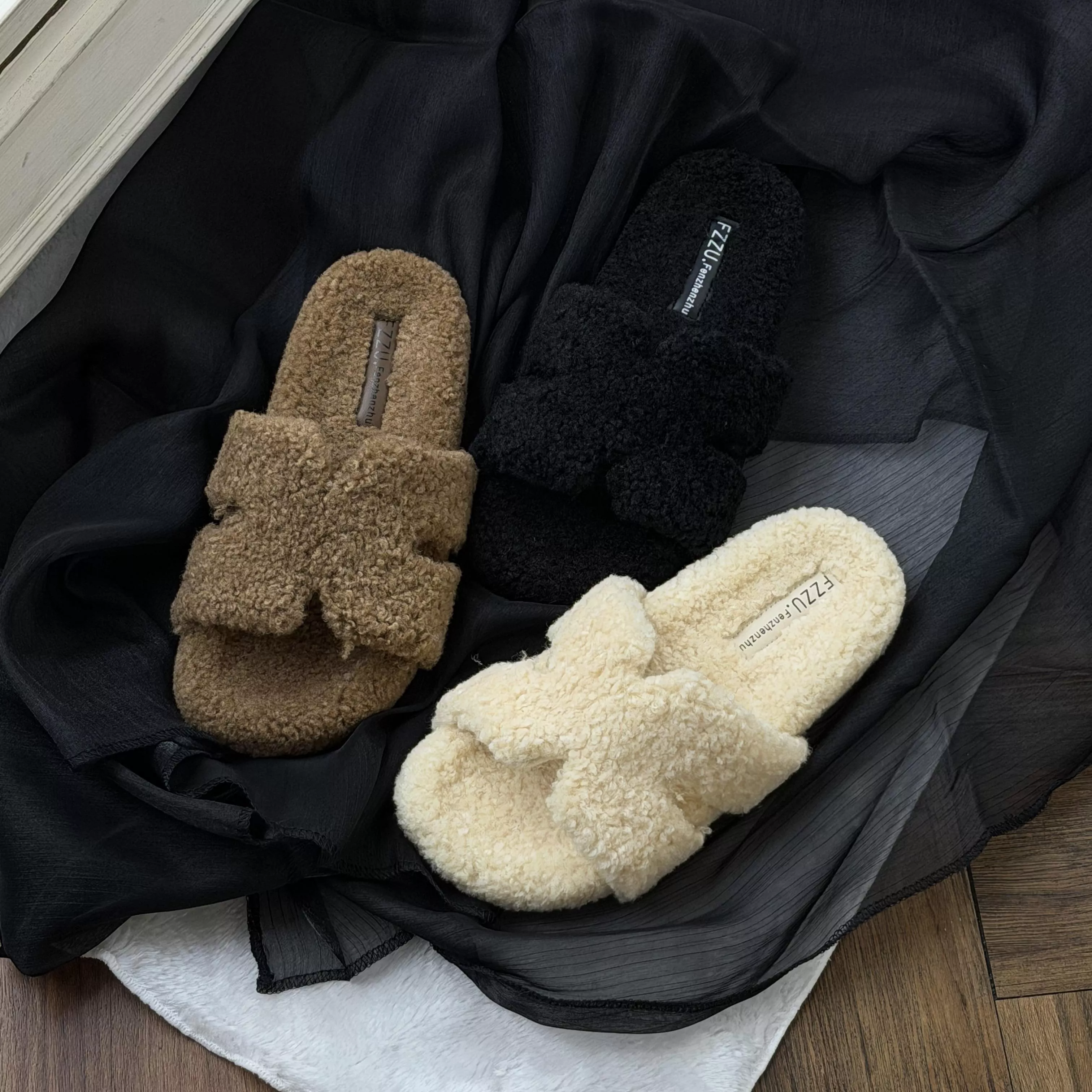 軟糯奶油絨暖暖拖鞋