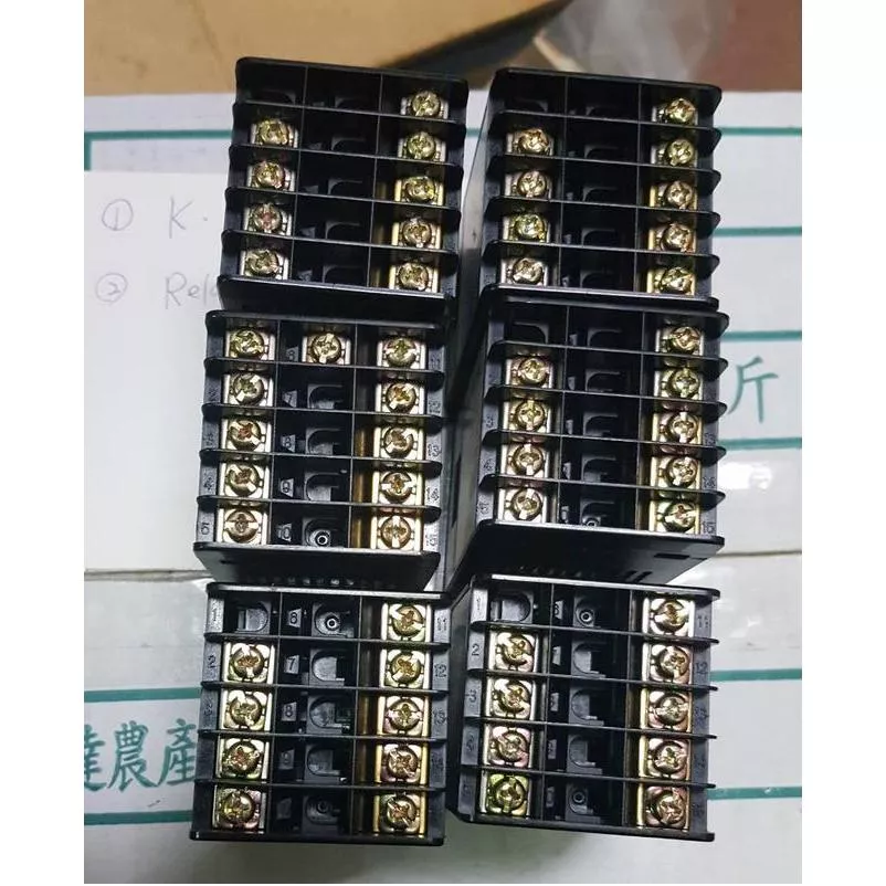 日本TOHO 溫度表 TTM-004-R-A 溫度控制器(已測試)