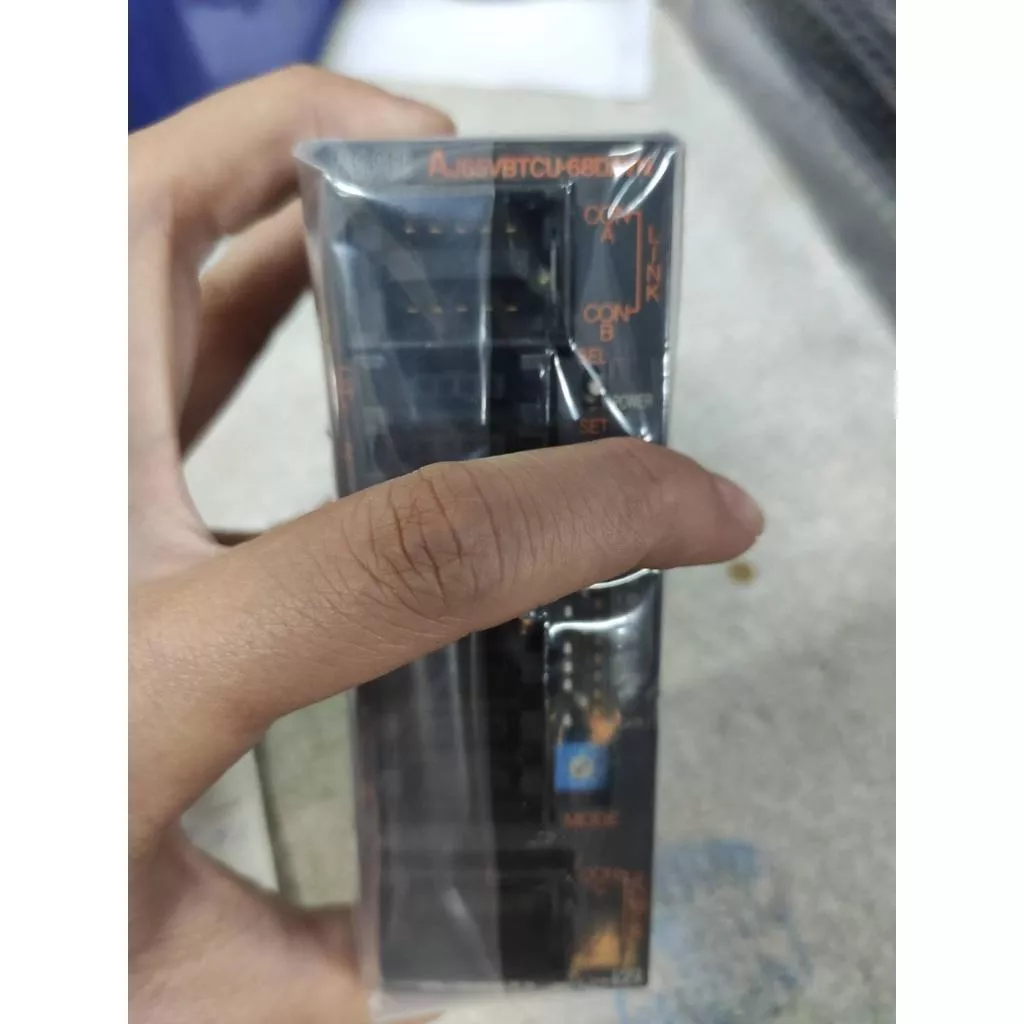 日本三菱 AJ65VBTCU-68DAVN AJ65VBTCU-68ADVN CC-Link 類比模組