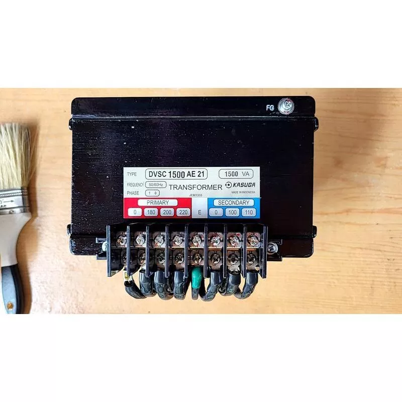 日本春日kasuga DVSC 1500 AE21 變壓器 1500VA 15A