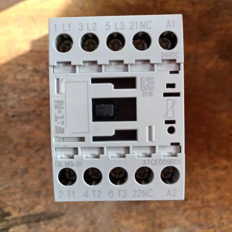 伊頓穆勒接觸器 DILM9-01 24VDC 輔助接點 DILM32-XHI22 DILM12-XSPD突波吸收器