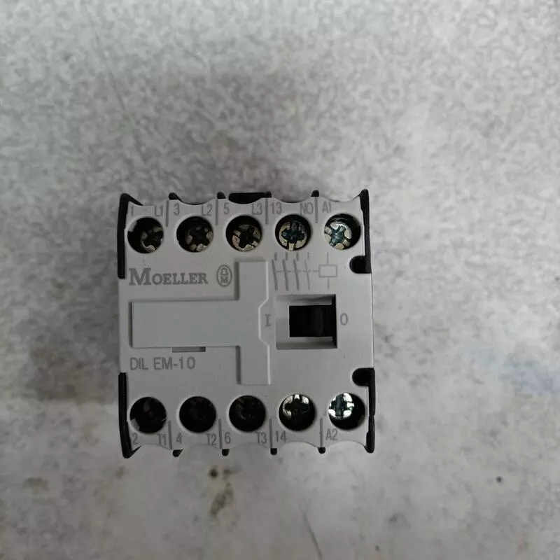 EATON伊頓穆勒 電磁接觸器 DILEM-10 (230-240V50/60Hz)