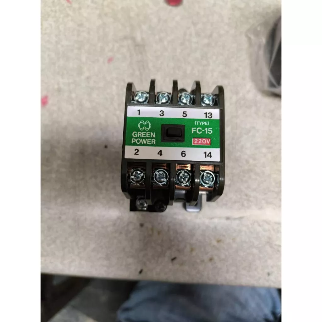 MatsuShita松下國際FC-15 bmf6-15-4-2 電磁接触器AC220V AC110V 3HP/5HP