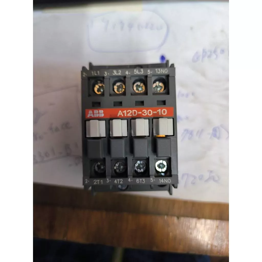 ABB 電磁接觸器A12D-30-10 220-230V 50Hz / 230-240V 60Hz