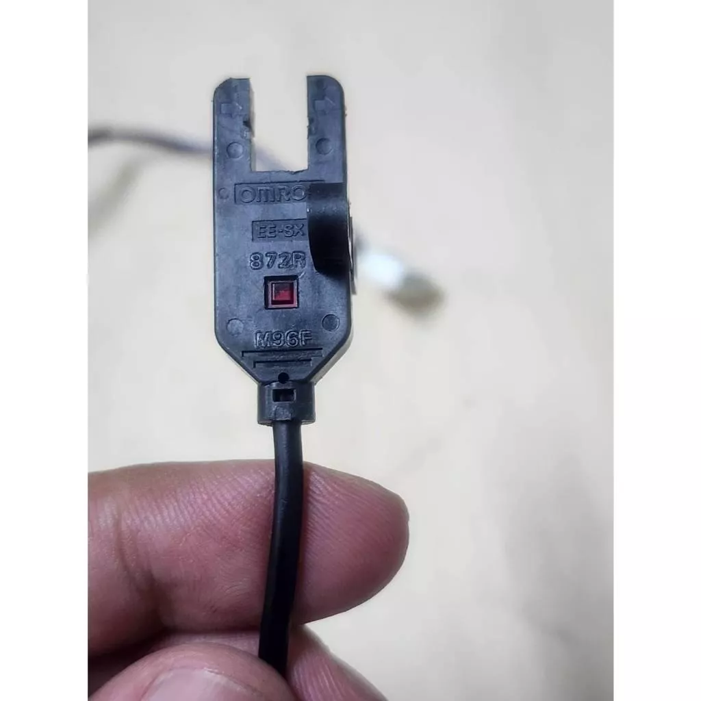 OMRON歐姆龍 光電開關 傳感器 EE-SX871A EE-SX872R