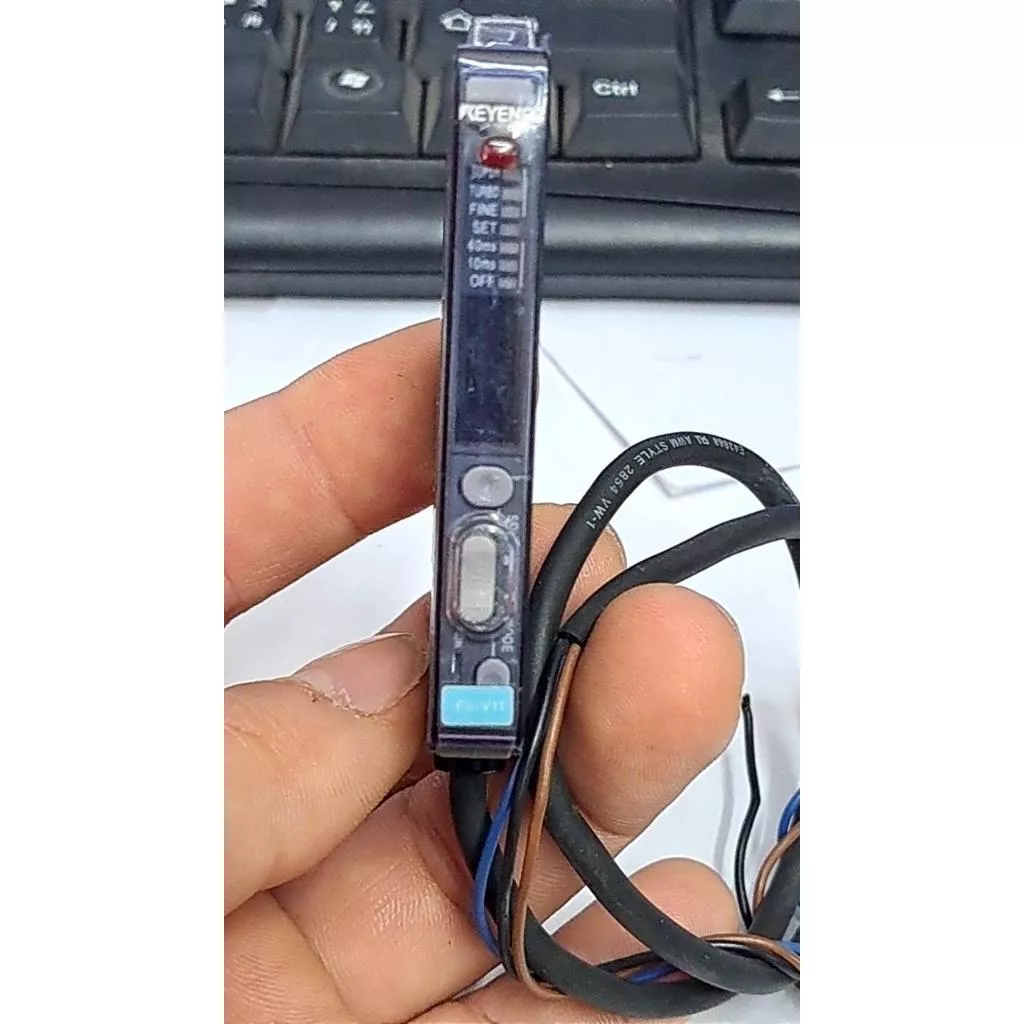 KEYENCE基恩斯 FS-V11 FS-V12 FS-V1 FS-V11P光纖放大器