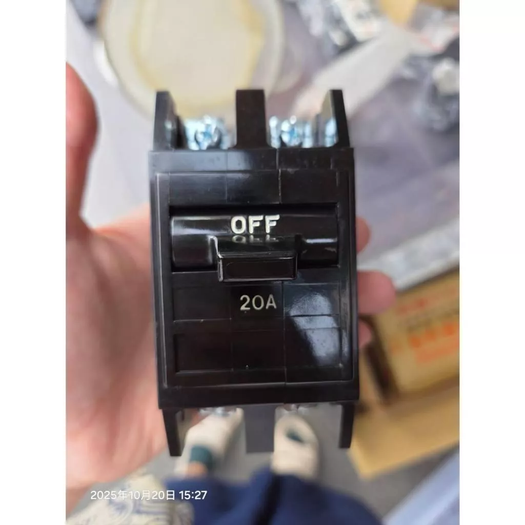 (日系品牌)富士/三菱/國際 斷路器 BH型 無熔絲開關 NFB F52B 2P型 10A 20A 60A 私密庫存
