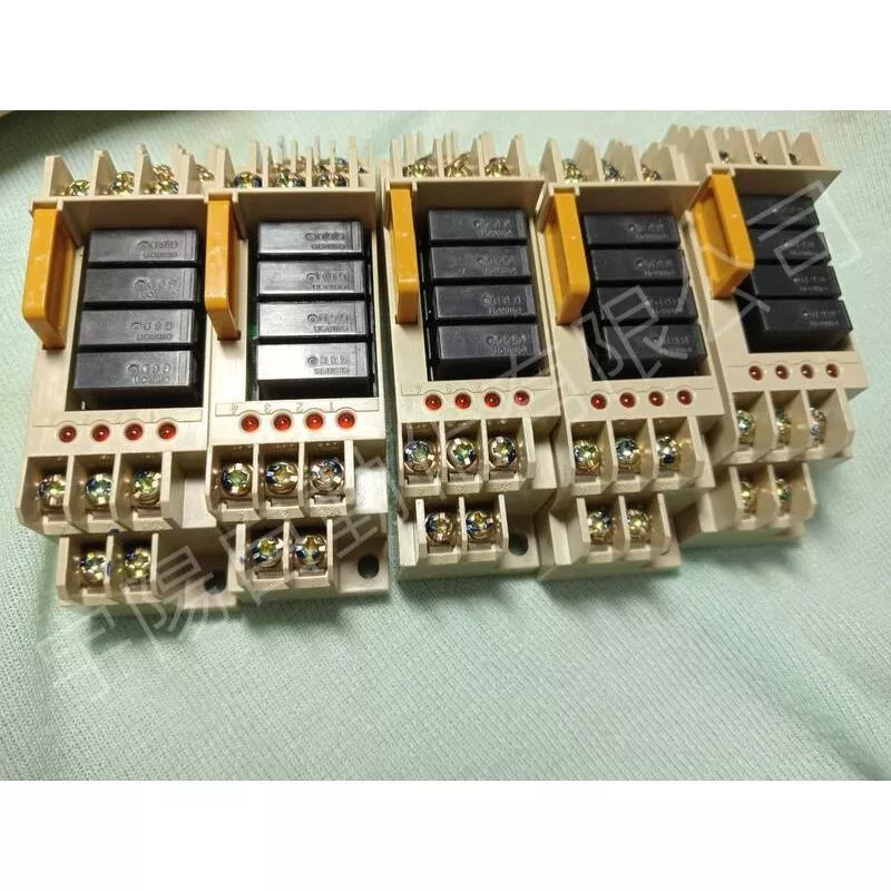 日本 OMRON 歐姆龍 繼電器模組 G6D-4B RELAY DC24V