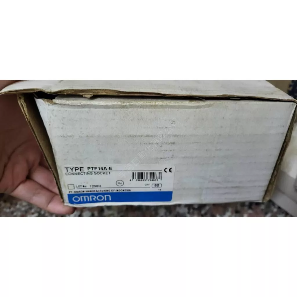 (庫存新品)OMRON歐姆龍 繼電器腳座 手指防護式 PTF14A-E LY4N底座