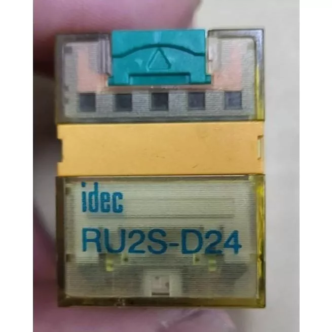 IDEC和泉 繼電器 RU2S-D24 24VDC 多按鈕功能 (附燈)