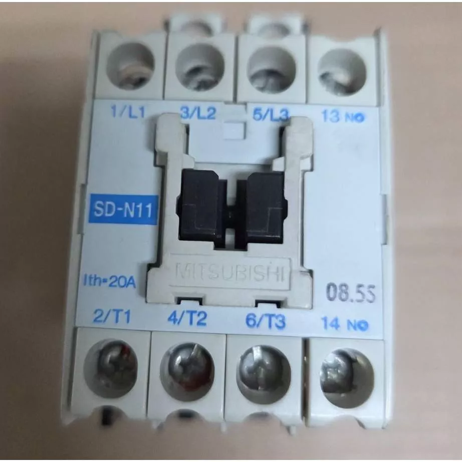 日本三菱MITSUBISHI DC直流電磁接觸器 SD-N11 SD-N12 DC24V